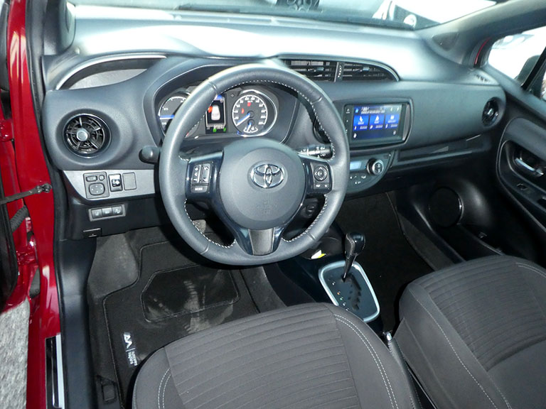 Toyota Yaris Hybrid  Red Edition